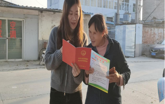 龍子湖區(qū)幸福村： 播撒法治種子 護(hù)航幸福生活